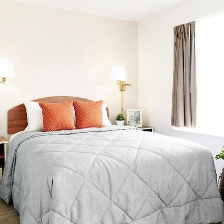 Intown Suites Extended Stay St. Louis Mo - St. Charles Saint Charles Екстериор снимка