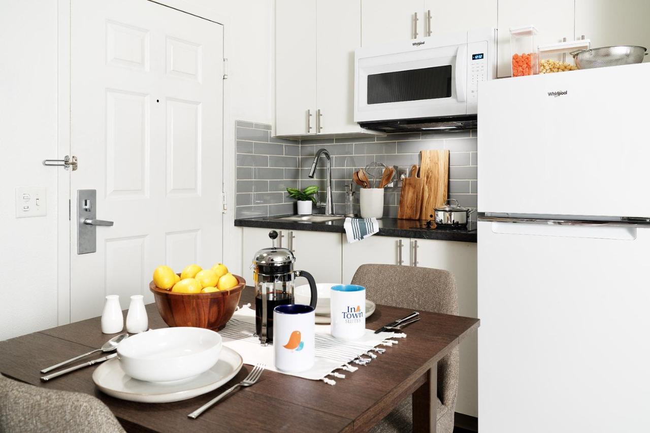 Intown Suites Extended Stay St. Louis Mo - St. Charles Saint Charles Екстериор снимка